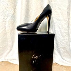 Giuseppe Zanotti Vero Cuoio black heels